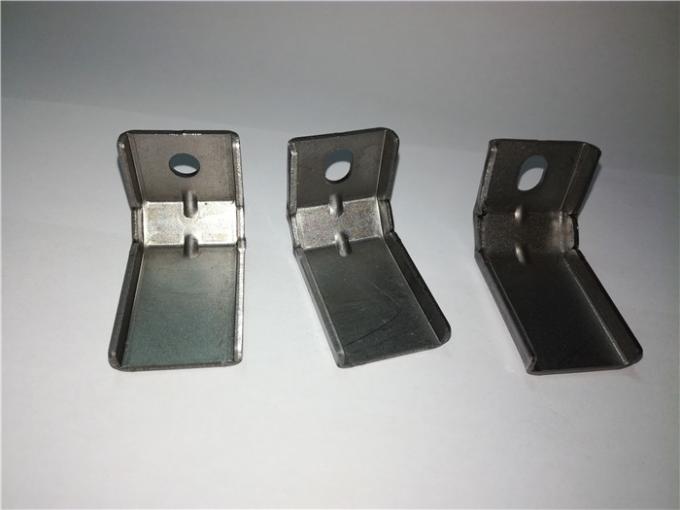 Μονταρίσματα που κάμπτουν το προσαρμοσμένο πάχος 2mm κύβων σφράγισης μετάλλων εξαρτήματα 1